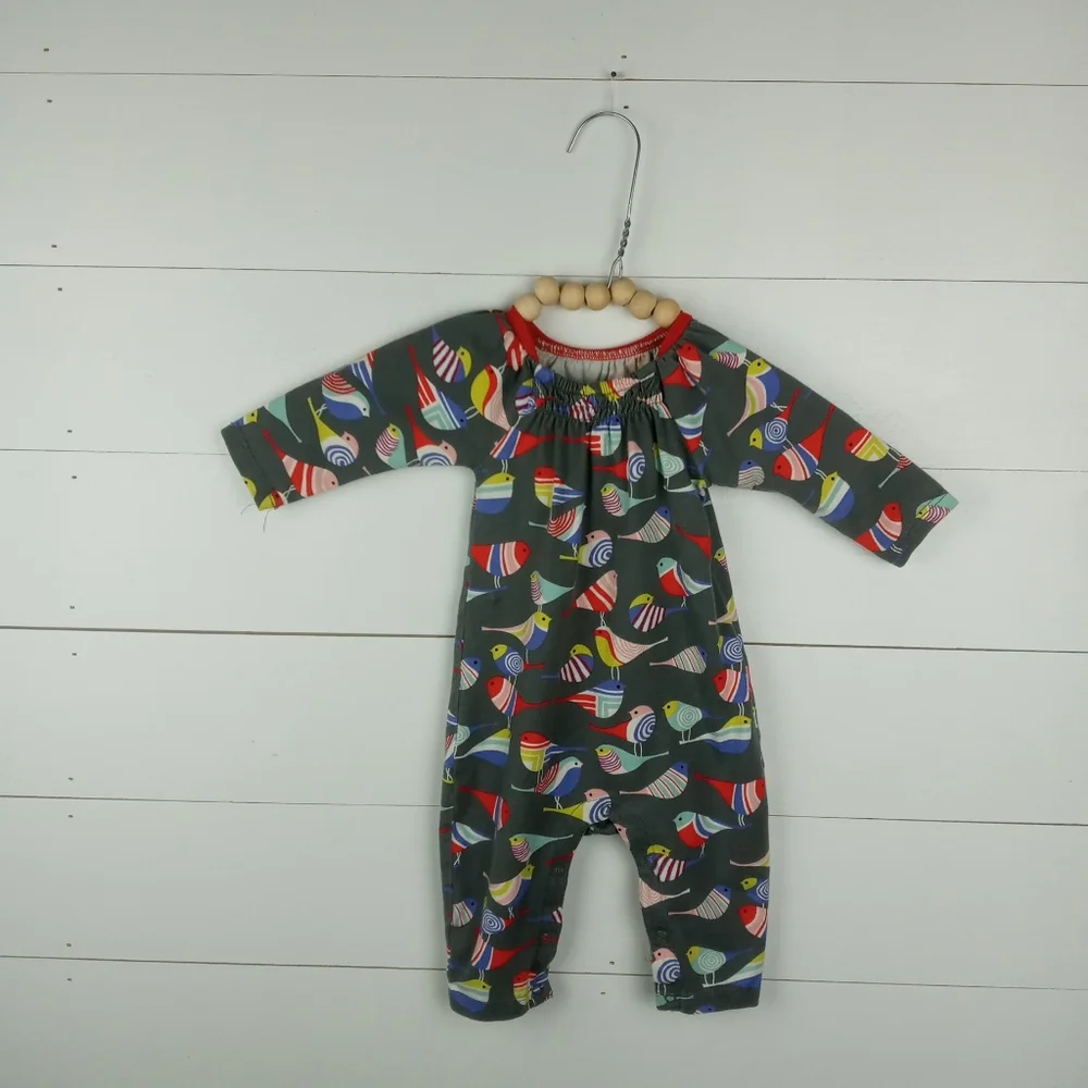 Tea Collection girls 0-3 mos gray with colorful bird design pant romper long